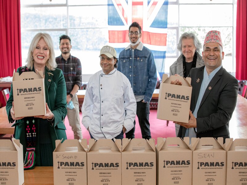 London-based Nepali Restaurant Delivers ‘1 Lakh’ Free Meals Amid COVID!